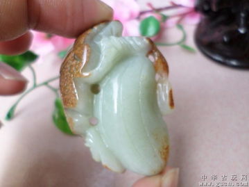 招財進寶精品和田玉 溫潤細膩玉質，青海玉石古董專場的信譽追求