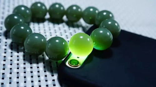 當'青海玉石'成為情感暗語 網(wǎng)絡(luò)黑話背后的信任危機