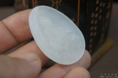 青海白玉老料 如意觀音的玉石藝術